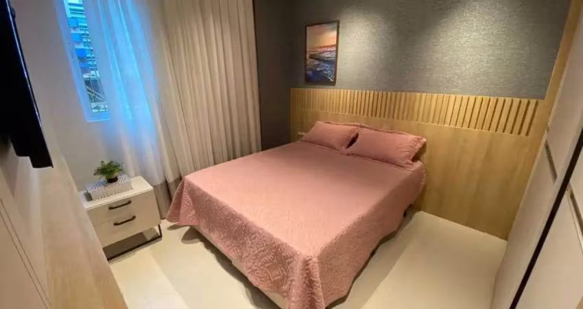 Luxuoso apartamento com 3 suítes e 2 vagas a 390m do mar no residencial isis dellagnelo