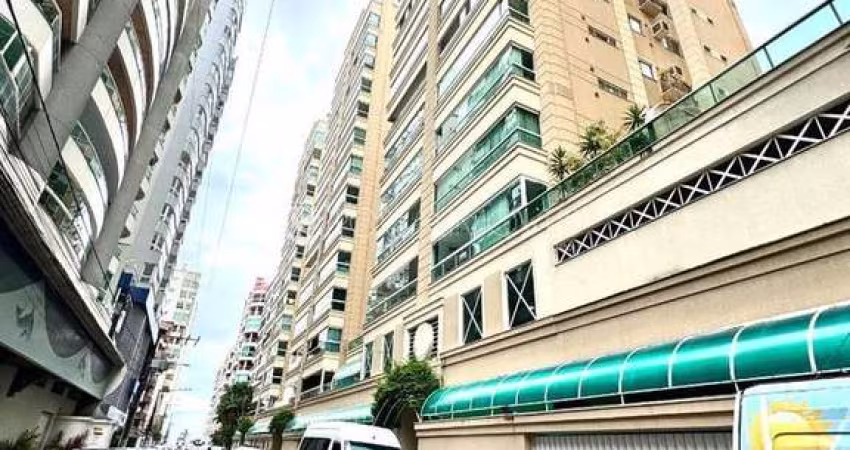 Apartamento de 3 Suítes no Edifício Villa do Mar – Meia Praia | Alto Padrão e Lazer Completo