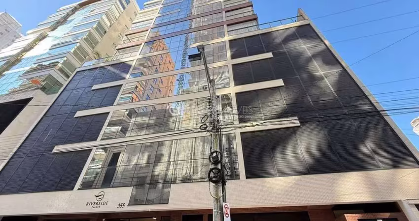 Riverside palace | 3 suítes e 3 vagas em meia praia – conforto, sofisticação e lazer completo
