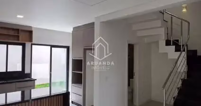 Sobrado triplex - frente rua - 3 quartos - ático e terraço