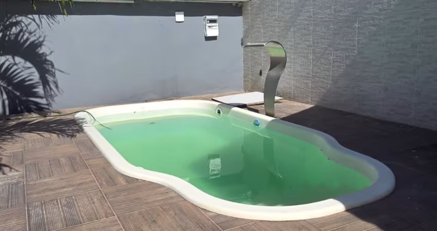 Casa com 2 quartos sendo 1 suíte,  em Campo Grande  em Rio de Janeiro