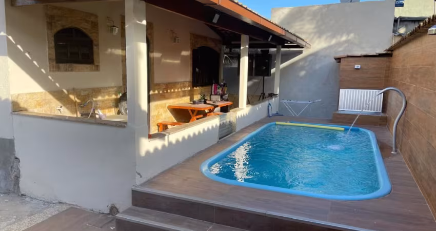 Casa com 3 quartos sendo 1 suíte, em Guaratiba no Rio de Janeiro-RJ.
