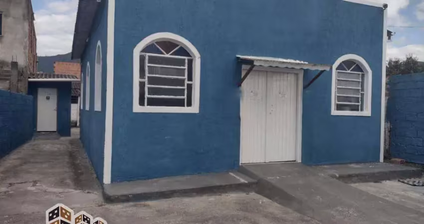 Casa com 2 quartos à venda no Jaraguá, Caraguatatuba 