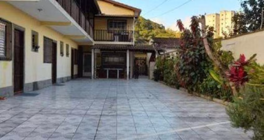 Casa com 5 quartos à venda na Rua Joaquim Aurélio Nabuco de Araújo, Prainha, Caraguatatuba