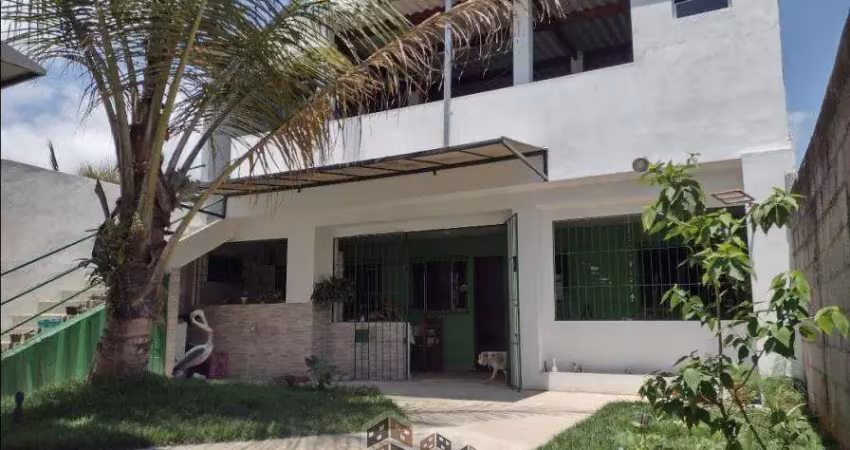 Casa à venda no Pegorelli, Caraguatatuba 