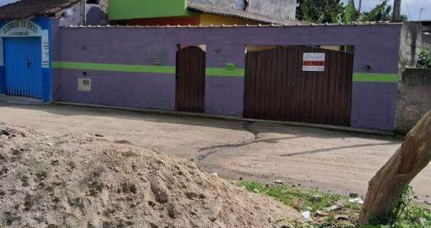 Casa à venda no Pegorelli, Caraguatatuba 