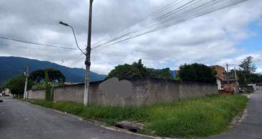 Terreno à venda no Perequê Mirim, Caraguatatuba 