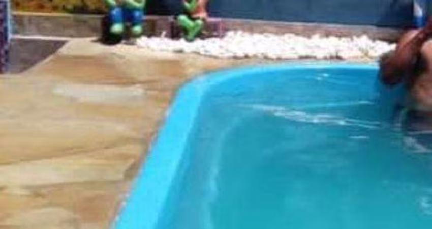 Casa com 2 quartos à venda no Travessão, Caraguatatuba 