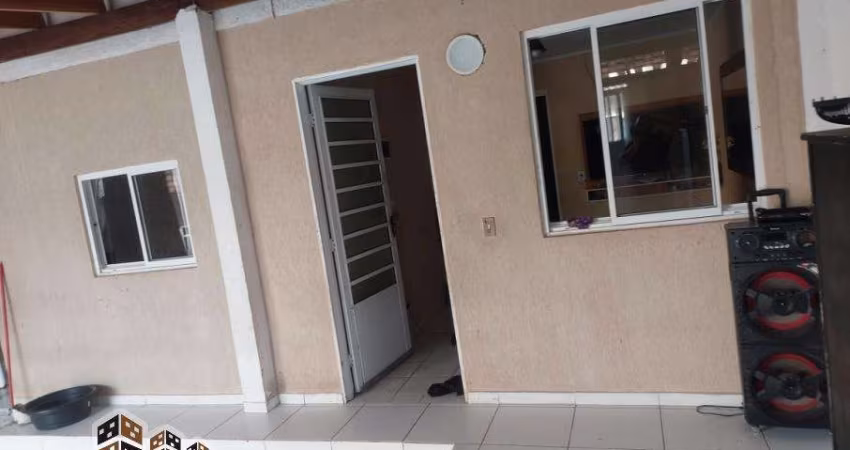 Casa com 2 quartos à venda no Getuba, Caraguatatuba 