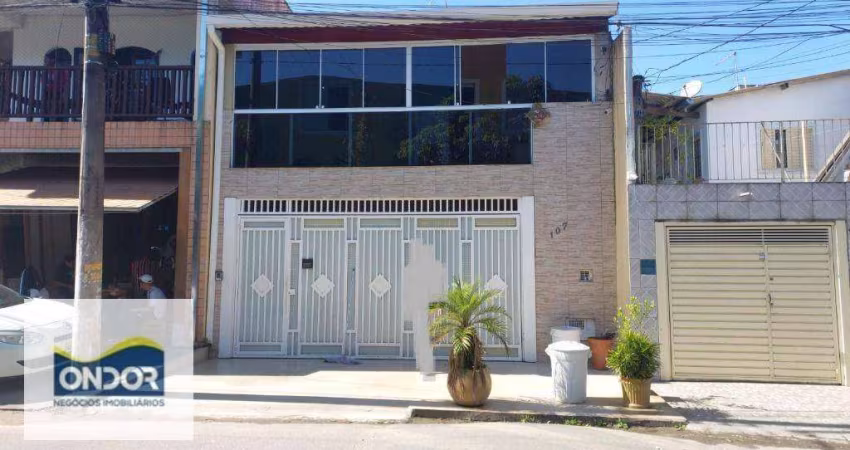 Casa com 3 dormitórios  1 suíte à venda, 267 m² por R$ 580.000 - Jardim Cláudio - Cotia/SP
