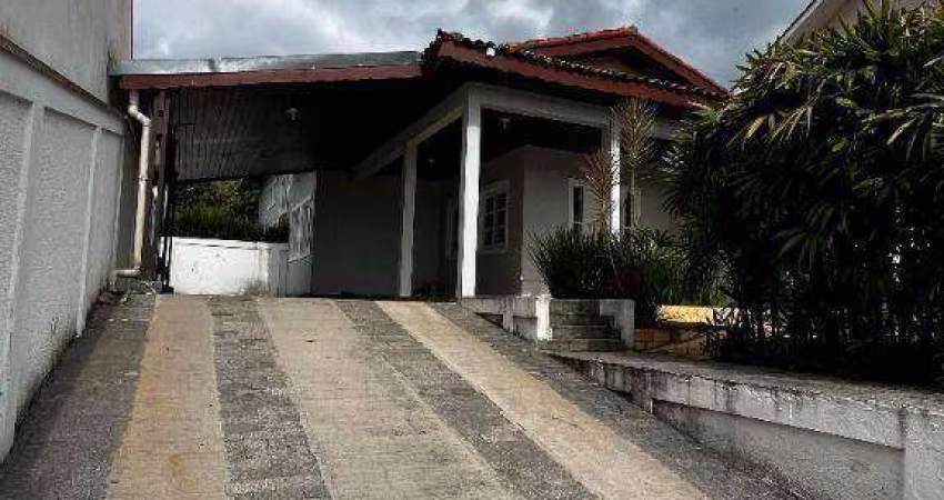Casa com 3 dormitórios à venda, 274 m² por R$ 1.242.000,00 - Parque São Paulo - Cotia/SP
