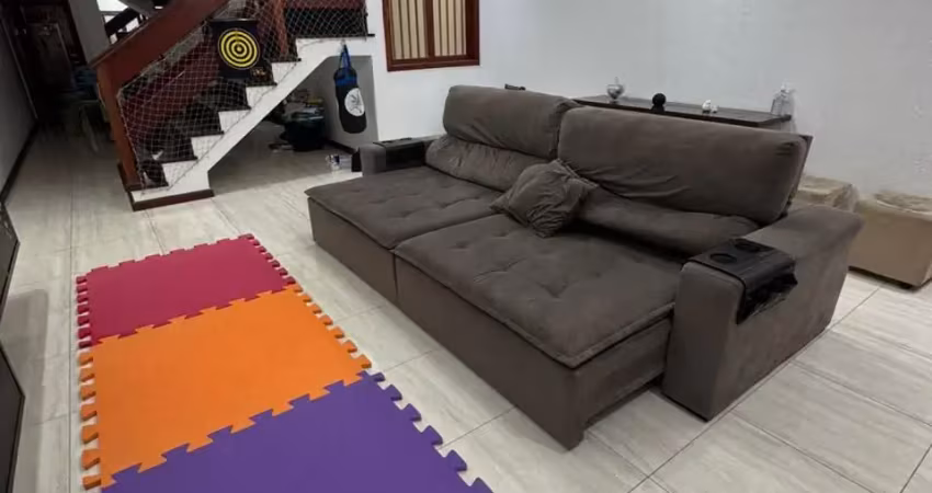 Casa com 3 quartos à venda na Rua Galiléia, 483, Bosque dos Eucaliptos, São José dos Campos