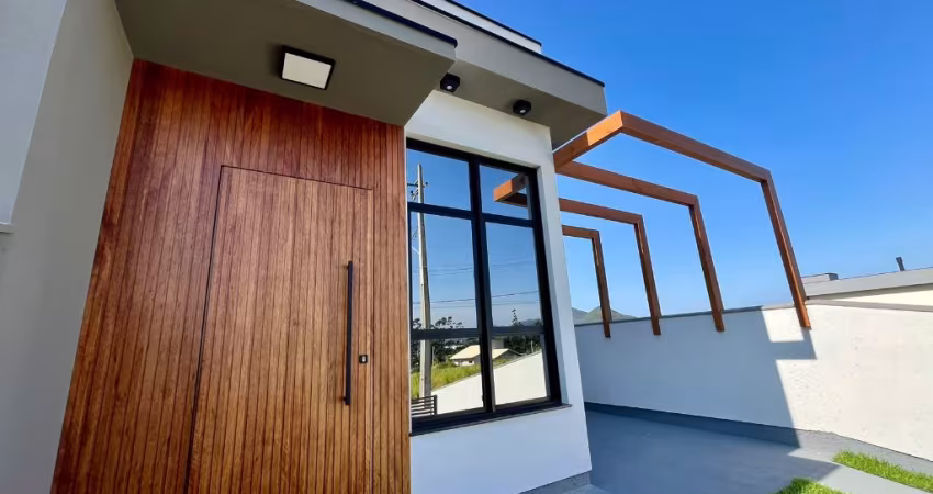 CASA NOVA FINANCIAVEL EM GOV. CELSO RAMOS (PROXIMO AS PRAIAS)