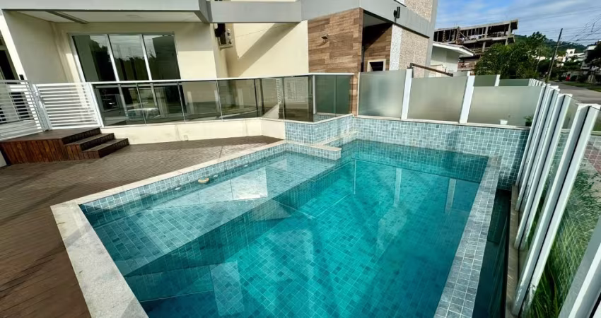 APARTAMENTO COM 2 QUARTOS NA PRAIA DE PALMAS
