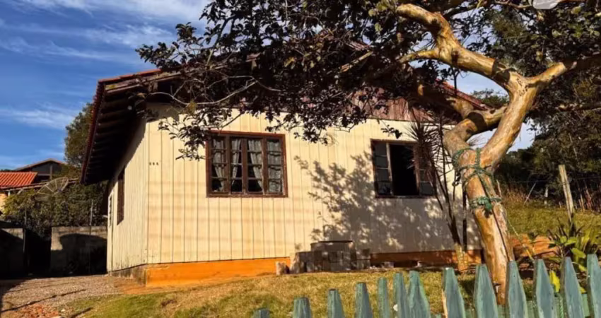 Casa com dois quartos em areias do meio (oportunidade)