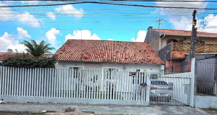 Casa com 4 quartos para alugar na Rua Coronel Evangelista dos Santos, 180, Cajuru, Curitiba
