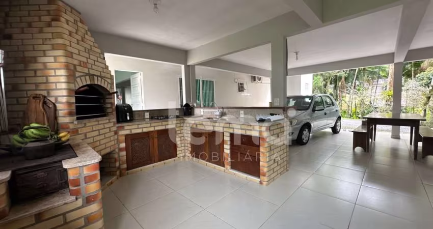 Casa comercial com 2 salas à venda no Salto do Norte, Blumenau 