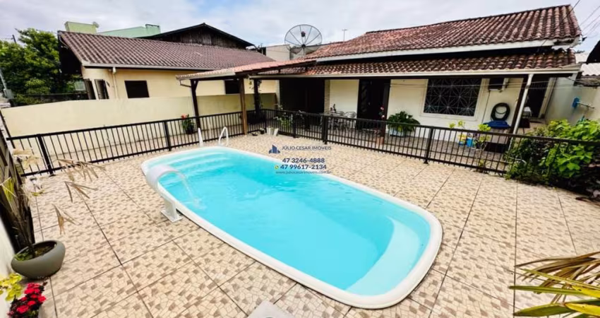 Oportunidade  Casa com Piscina  Bairro Sao Vicente Itajai.