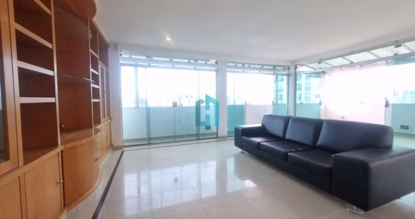 Apartamento com 4 quartos para alugar na Avenida Jurucê, 144, Moema, São Paulo