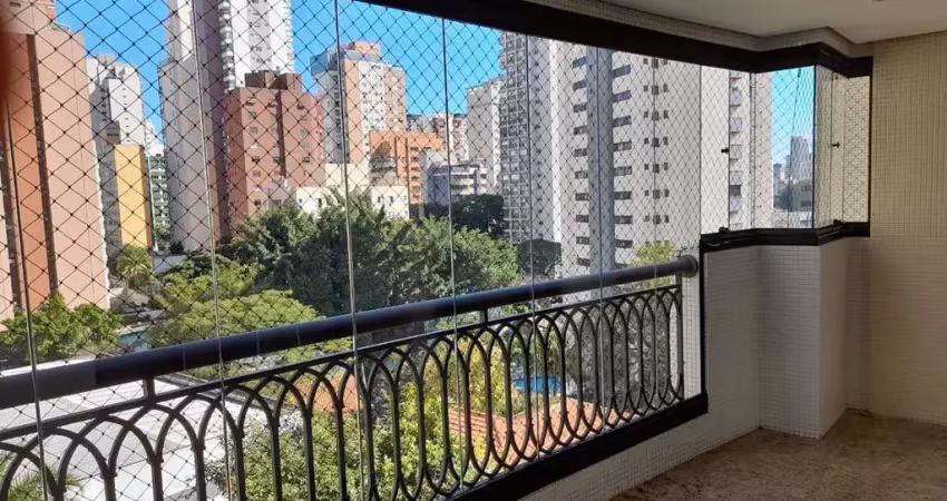 Apartamento com 3 quartos à venda na Rua Visconde de Cachoeira, 65, Moema, São Paulo