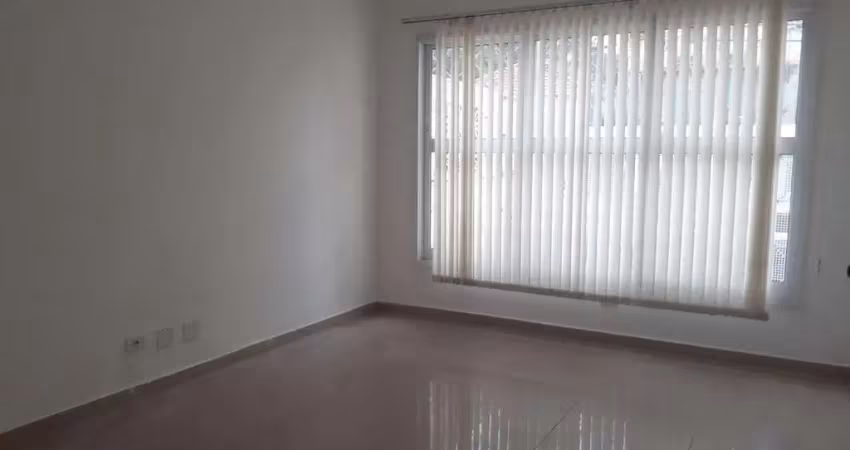 Casa comercial com 3 salas para alugar na Avenida dos Carinás, 732, Moema, São Paulo