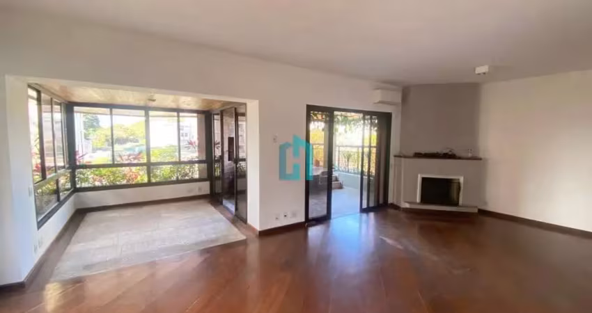 Apartamento com 3 quartos para alugar na Avenida Agami, 85, Moema, São Paulo