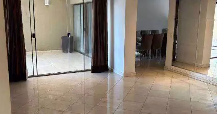 Edifício Salvagio - Apartamento à Venda em Bauru, com 3 suítes e 3 vagas de garagem !!