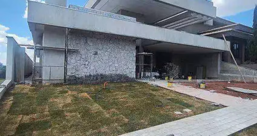Casa à venda no Golden Park com 4 suítes e 3 vagas de garagem / Próximo ao Palestra Esporte Clube