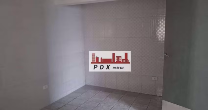 Casa com 1 dormitório para alugar, 22 m² por R$ 800,00/mês - Cupecê - São Paulo/SP