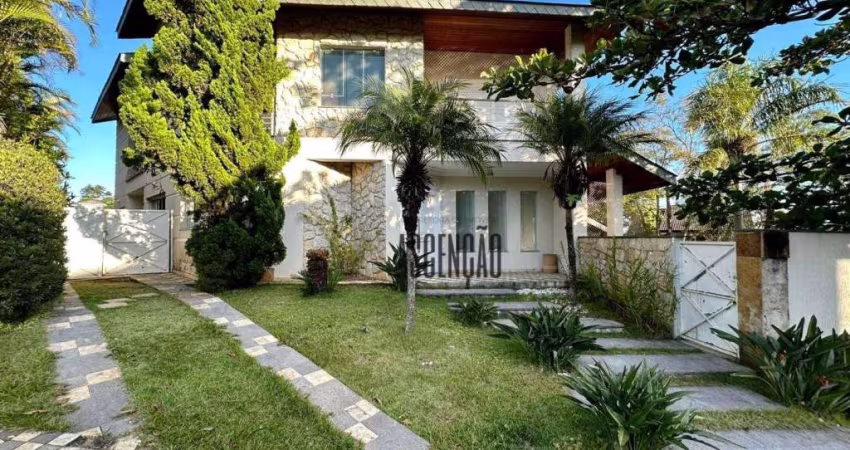 Casa com 4 dormitórios à venda, 534 m² por R$ 2.995.000,00 - Condomínio Arujá 5 - Arujá/SP