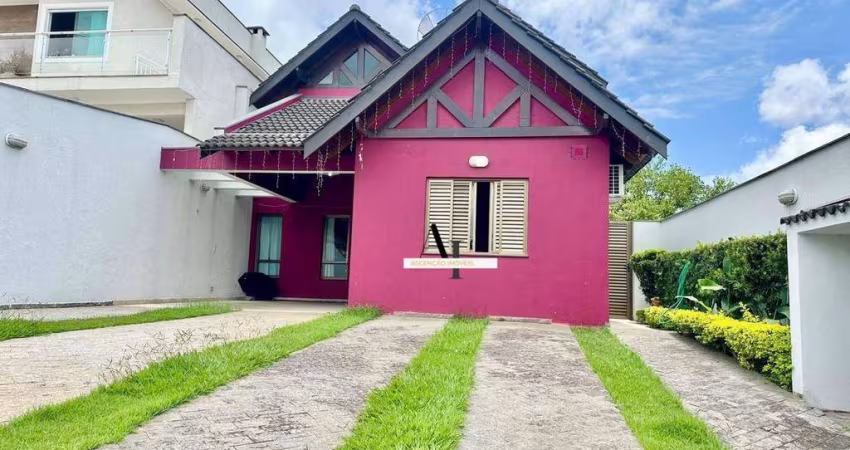 Casa com 3 dormitórios à venda, 250 m² por R$ 1.500.000 - Aruã - Mogi das Cruzes/SP