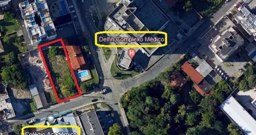 Terreno à venda no bairro Pitangueiras em Lauro de Freitas/BA