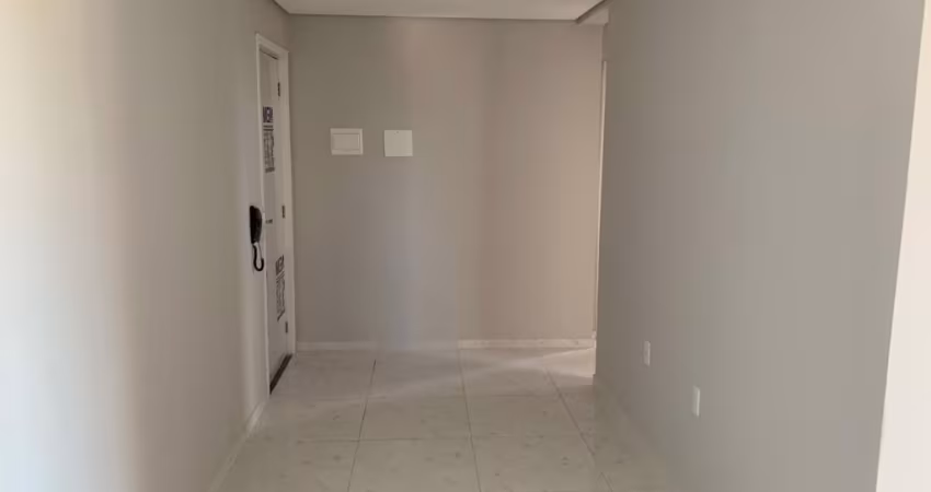 Apartamento 2 dormitórios, 1 suíte no Ribeirão da Ilha