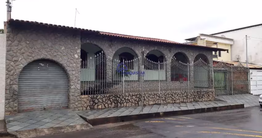 Casa com 3 quartos à venda na Mantiqueira, Belo Horizonte 