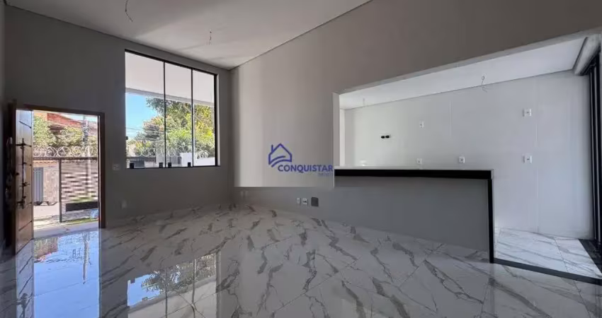 Casa com 3 quartos à venda no Sinimbu, Belo Horizonte 