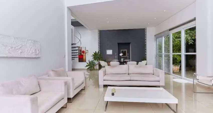 Casa com 2 quartos à venda na Rua Vitório Sbalqueiro, 680, Vista Alegre, Curitiba