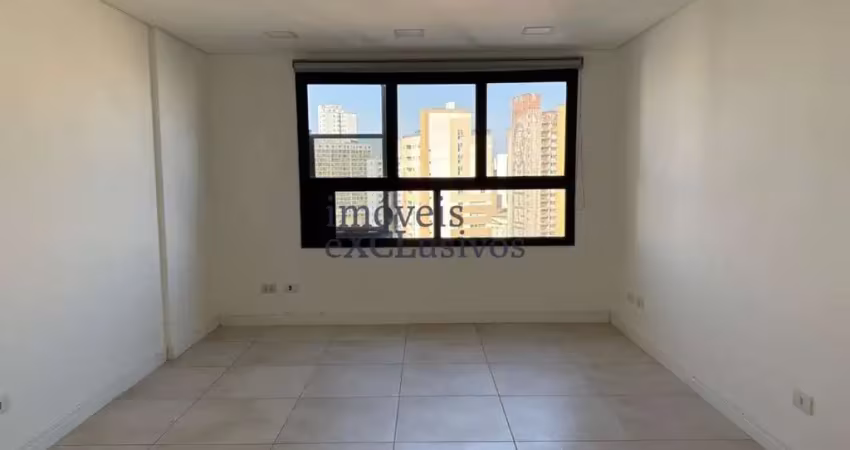 Sala comercial para alugar na Rua Treze de Maio, 439, Centro, Curitiba