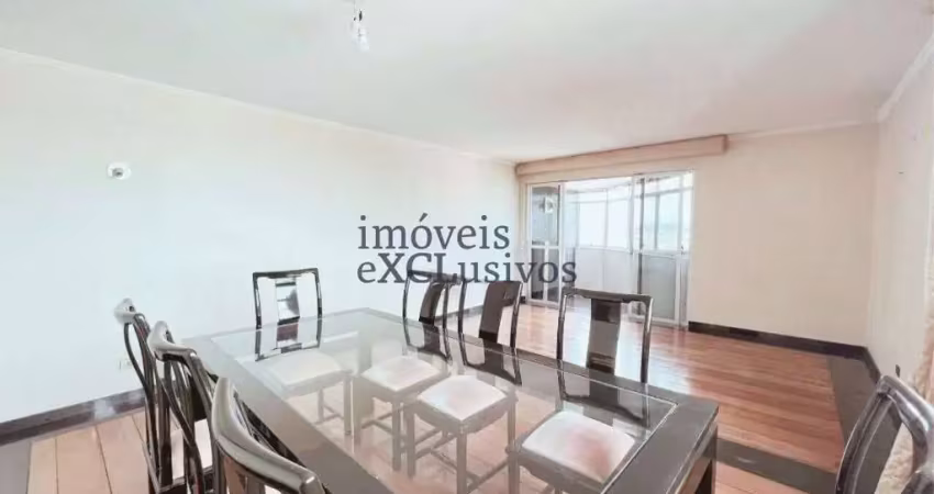 Apartamento com 4 quartos para alugar na Rua Buenos Aires, 681, Batel, Curitiba