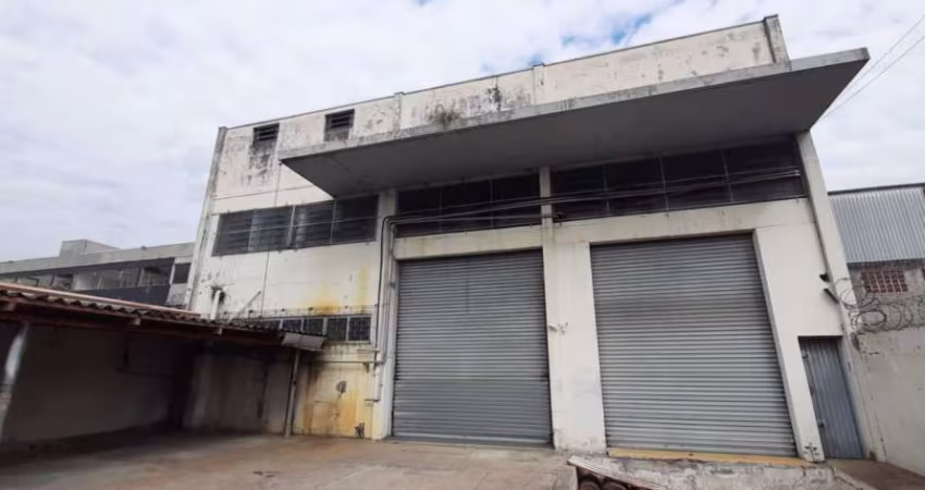 Barracão à venda, 750.00 m2 por R$1990000.00  - Hauer - Curitiba/PR