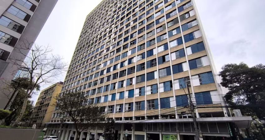 Apartamento com 3 quartos  à venda, 170.00 m2 por R$600000.00  - Centro - Curitiba/PR