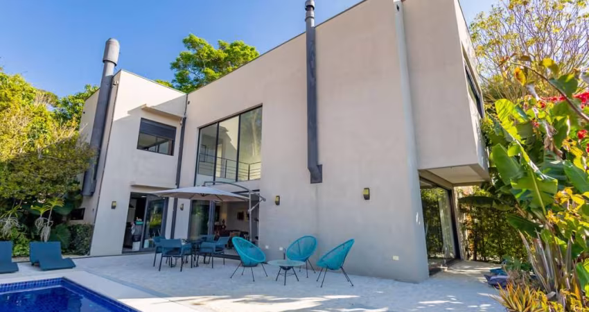 Casa Residencial com 3 quartos  à venda, 280.80 m2 por R$2190000.00  - Taboao - Curitiba/PR