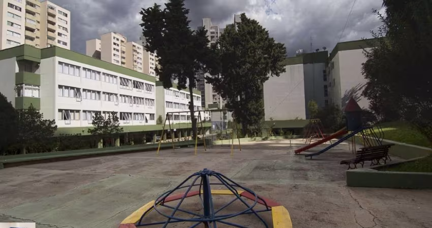 Apartamento com 3 quartos  para alugar, 121.00 m2 por R$1900.00  - Portao - Curitiba/PR