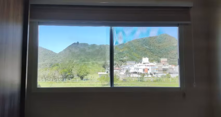 Casa a venda no sul da ilha 2 dormitórios financiável campeche