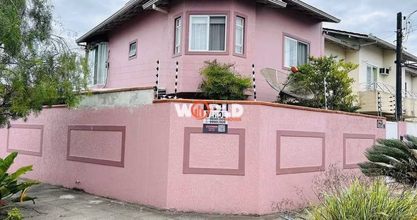 sobrado com 3 quatros e 1 suite na estradinha