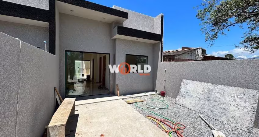 casa com 2 quartos  sendo 1 suíte