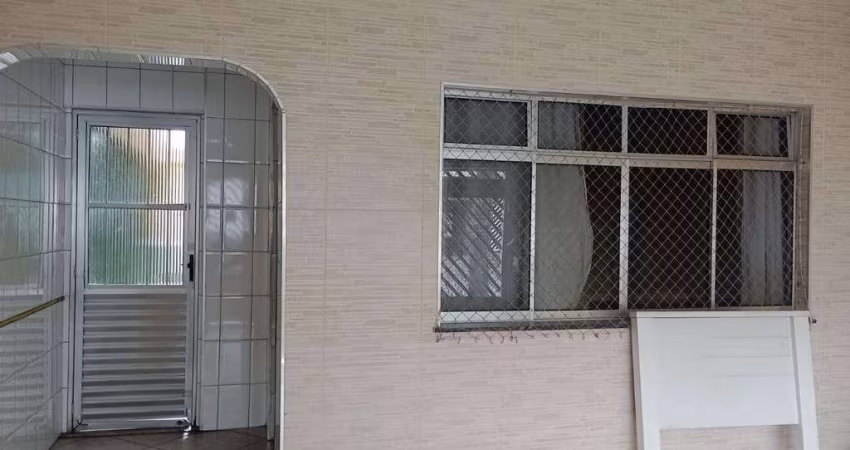 Sobrado para Venda em Santo André, Jardim Las Vegas, 2 dormitórios, 1 suíte, 1 banheiro, 2 vagas
