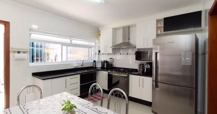 Sobrado para venda com 2 quartos, 143m²