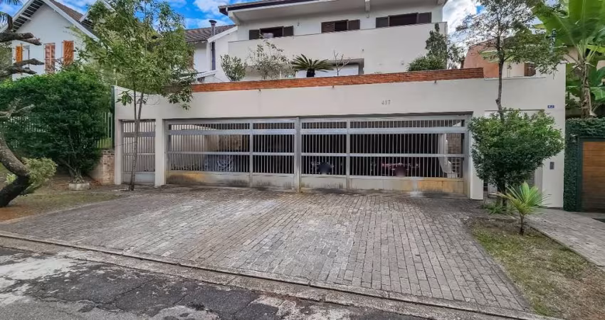 Casa tipo para venda com 3 quartos, sendo 3 suítes, 700m²
