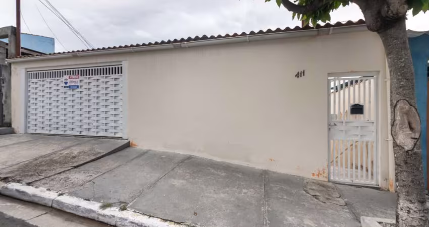 Casa tipo para venda com 2 quartos, 75m²