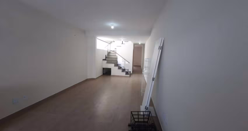 Sobrado para venda com 4 quartos, sendo 4 suítes, 235m²